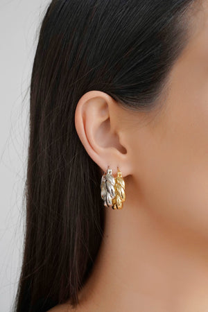 Brinco Argola Torcida Fecho Italiano 2.6 cm Banhado a Ouro 18K