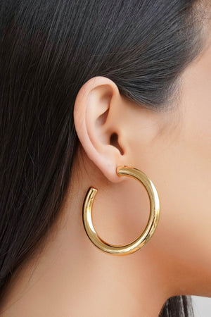 Brinco Argola ABS Tubo Liso 5.0 cm Banhado a Ouro 18K