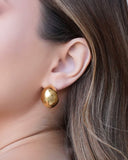 Brinco Argola Abaulada Lisa 2.3 cm Banhado a Ouro 18K