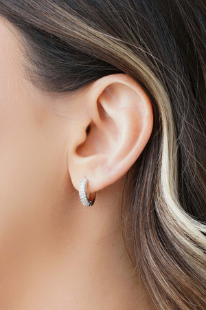 Brinco Argola Click Cravejada Cristal 1.4 cm Ródio Branco