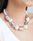 Gargantilha Orgânicos e Pérolas Ródio Branco - 40 cm