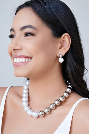 Brinco Bola Pontos de Luz Pérola 14 mm Ródio Branco