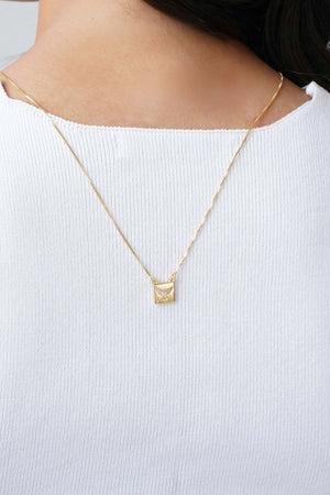 Escapulário Espírito Santo Coração Vazado Banhado a Ouro 18K - 60 cm