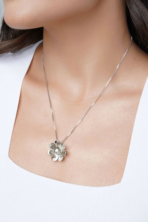 Gargantilha Veneziana Flor Lisa 2.3 cm Ródio Branco - 45 cm