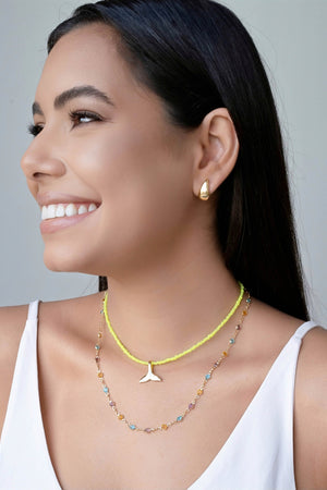 Gargantilha Pontos de Luz Coloridos Banhado a Ouro 18K - 45 cm