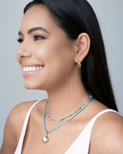 Choker Fio Coreano Verde Água Concha Ródio Branco - 35 cm