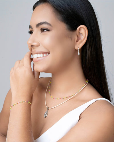 Choker Fio Coreano Bege Búzio Ródio Branco - 35 cm
