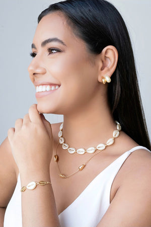 Choker Búzios Pérola Banhado a Ouro 18K