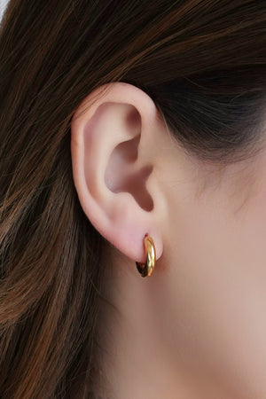 Brinco Argola Click Redonda Lisa 1.5 cm Banhado a Ouro 18K