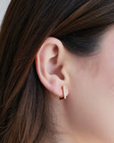 Brinco Argola Click Retangular Cravejado Cristal 1.3 cm Banhado a Ouro 18K