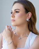 Choker Elos Trevos Madrepérola Ródio Branco