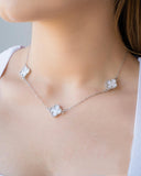 Choker Elos Trevos Madrepérola Ródio Branco