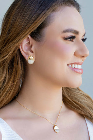 Brinco Oval Liso e Cravejado Cristal 2.0 cm Banhado a Ouro 18K