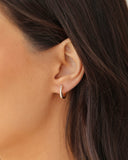 Brinco Argola Click Cravejado Cristal 1.3 cm Banhado a Ouro 18K