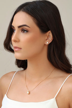 Brinco Gota Pérola 1.0 cm Banhado a Ouro 18K