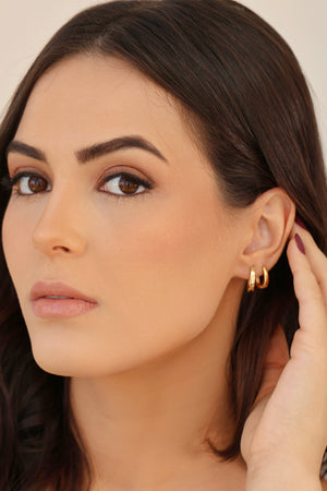 Brinco Argola Click Oval Lisa 1.4 cm Banhado a Ouro 18K