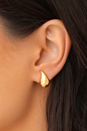 Brinco Gota Lisa 1.5 cm Banhado a Ouro 18K