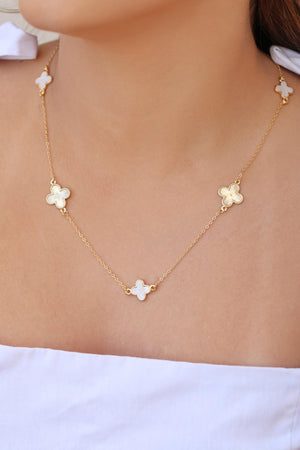 Gargantilha Elos Trevo Riscado e Madrepérola Banhado a Ouro 18K - 50 cm