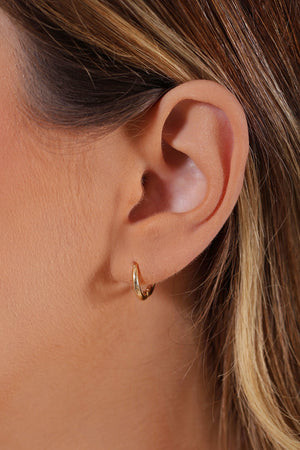 Brinco Argola Click Lisa 1.1 cm Banhado a Ouro 18K