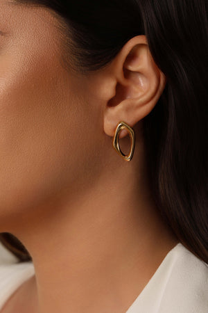 Brinco Orgânico Vazado 2.5 cm Banhado a Ouro 18K