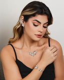 Bracelete Flor Pérola Ródio Branco