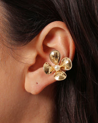 Piercing Flor Pérola Banhado a Ouro 18K