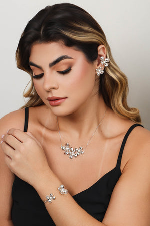 Brinco Flor Pérola 1.9 cm Ródio Branco