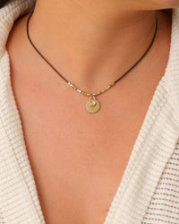 Choker Fio Coreano Redondo Liso Ponto de Luz Cristal Banhado a Ouro 18K