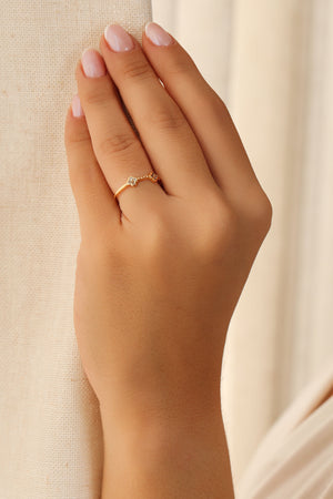 Anel Trevo Cristal Tamanho 12 Banhado a Ouro 18K