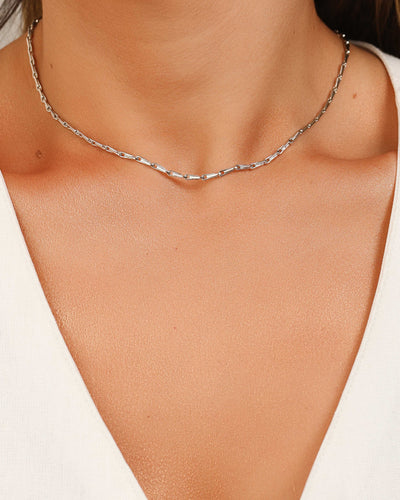 Choker Elos Grampo Ródio Branco - 33 cm