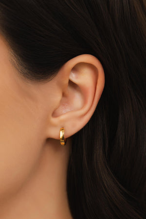 Brinco Argola Click Lisa 1.2 cm Banhado a Ouro 18K