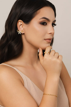 Ear Cuff Flores Cravejado Cristal 2.9 cm Banhado a Ouro 18K