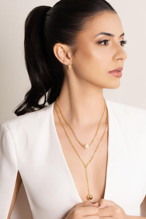 Gargantilha Gravata Dupla Elos Bola e Pérola Banhado a Ouro 18K