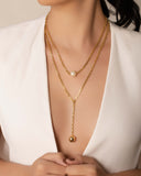 Gargantilha Gravata Dupla Elos Bola e Pérola Banhado a Ouro 18K