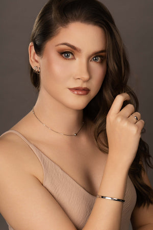 Anel Ajustável Gota Lisa Tamanho M Ródio Branco