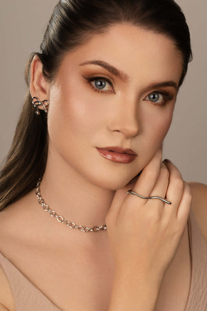 Brinco Laço Bolas Lisas Ródio Branco