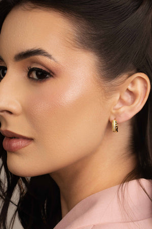 Brinco Argola Click Detalhada Cravejado Cristal 1.5 cm Banhado a Ouro 18K