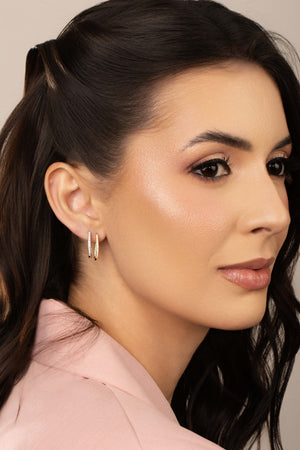 Brinco Argola Click Oval Cravejado Cristal 1.9 cm Ródio Branco