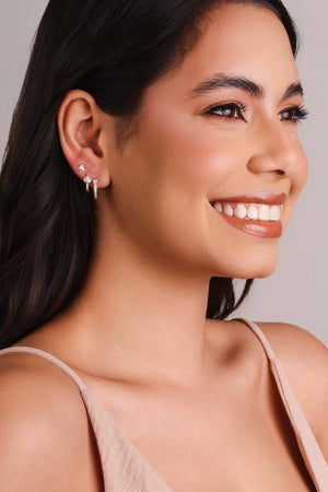 Brinco Argola Click Flor Cravejada Cristal 1.4 cm Banhado a Ouro 18K