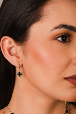 Brinco Argola Click Trevo Tom Onix 2.6 cm Ródio Branco