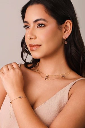 Choker Elos Trevos Tom Rubi 1.0 cm Banhado a Ouro 18K