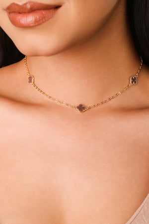 Choker Elos Trevos Tom Rubi 1.0 cm Banhado a Ouro 18K