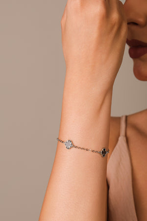 Pulseira Elos Trevos Tom Onix Ródio Branco