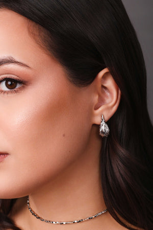 Brinco Gota Orgânica 2.4 cm Ródio Branco