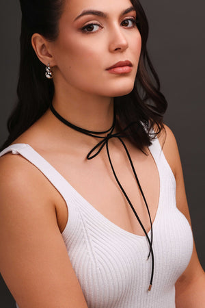 Cordão Camurça Preta Retângulo 4 mm Ródio Branco - 1,5 m