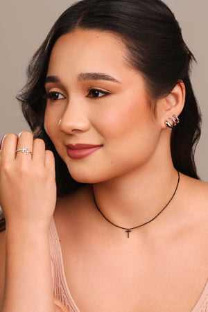 Anel Ajustável Cruz Cravejada e Lisa Tamanho P Ródio Branco