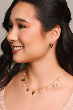 Brinco Ferradura Cravejada Cristal Banhado a Ouro 18K