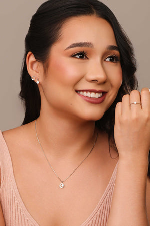 Brinco Círculo Cravejado Cristal 8 mm Ródio Branco