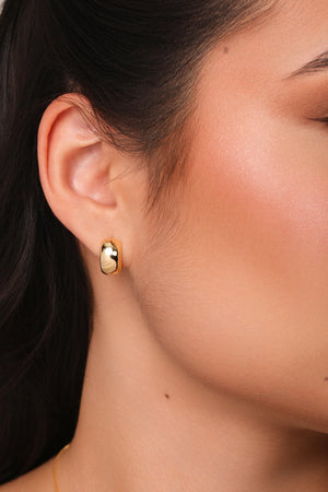 Brinco Argola Click Lisa 1.3 cm Banhado a Ouro 18K