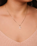 Gargantilha Veneziana Cruz Baguetes Cristal Ródio Branco - 45 cm